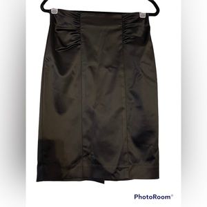 Black bebe skirt size 6